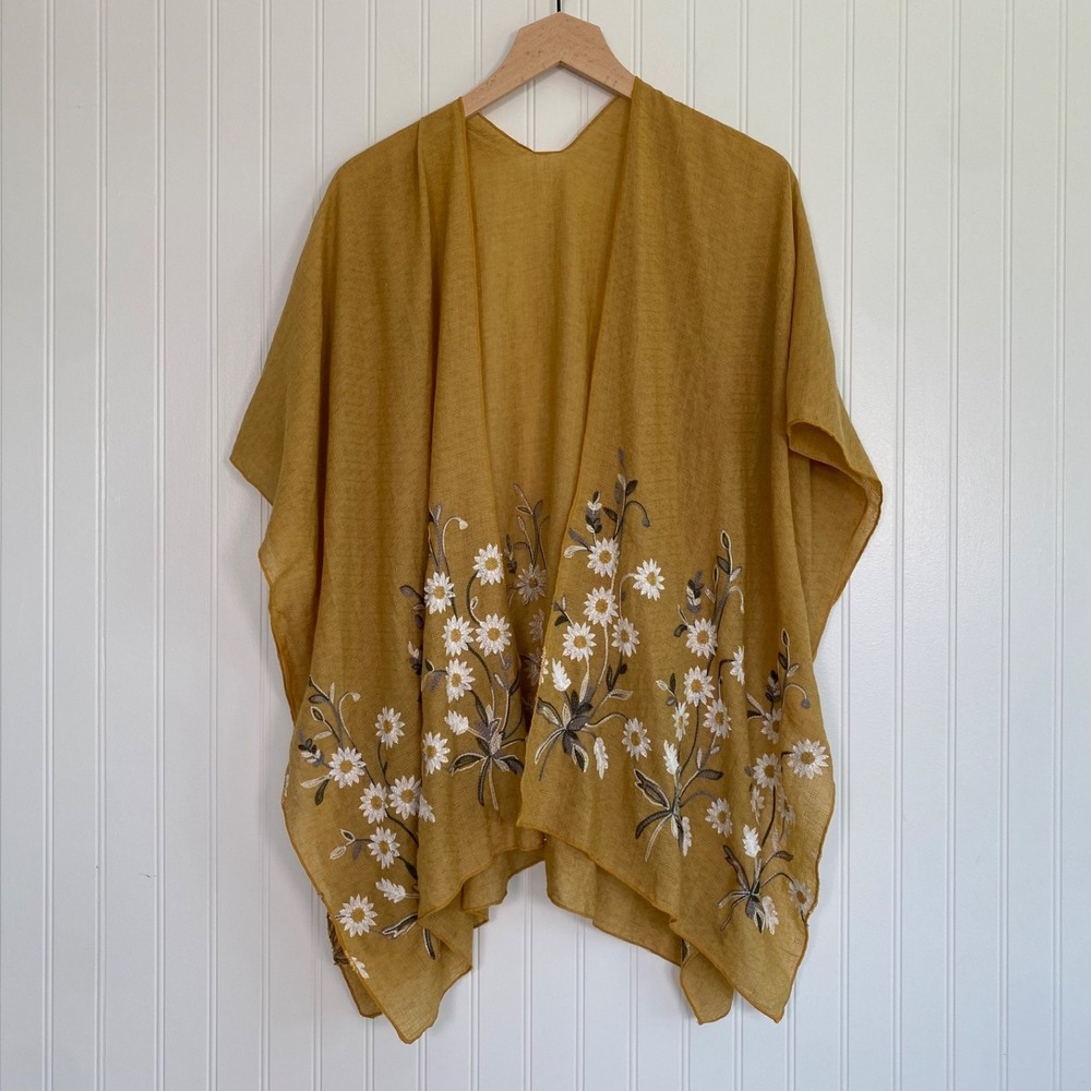 Womens Embroidered Flowers Cottagecore Kimono Topper One Size Resort Lightweight